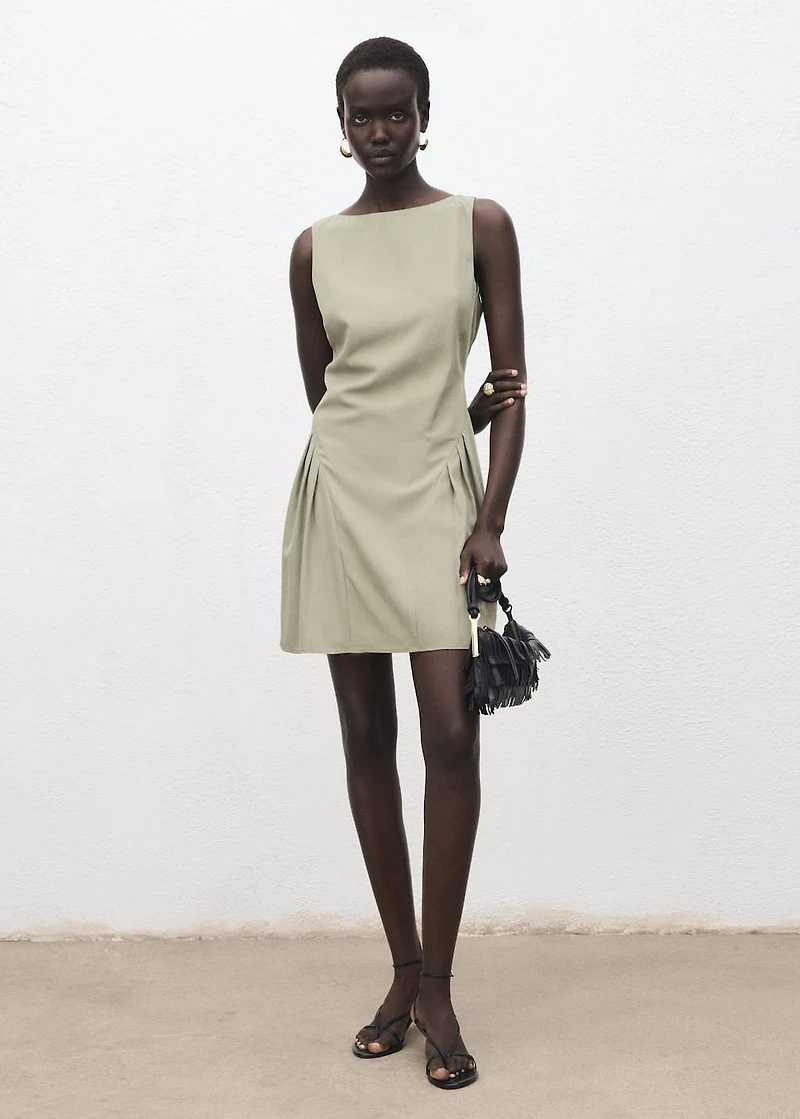 Short pleated dress