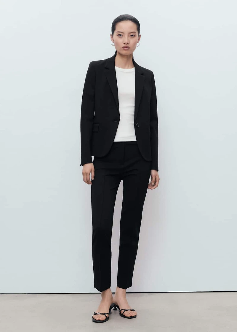 Fitted suit jacket