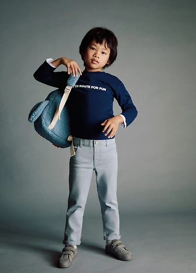 Turned-up straight jeans