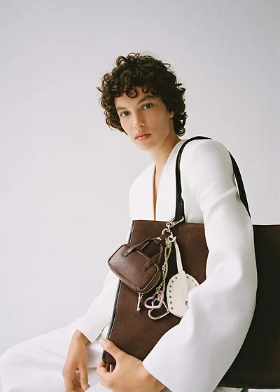 Bag with multi-charm keyring