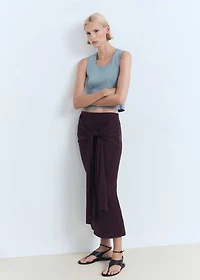 Low-cut knitted crop top