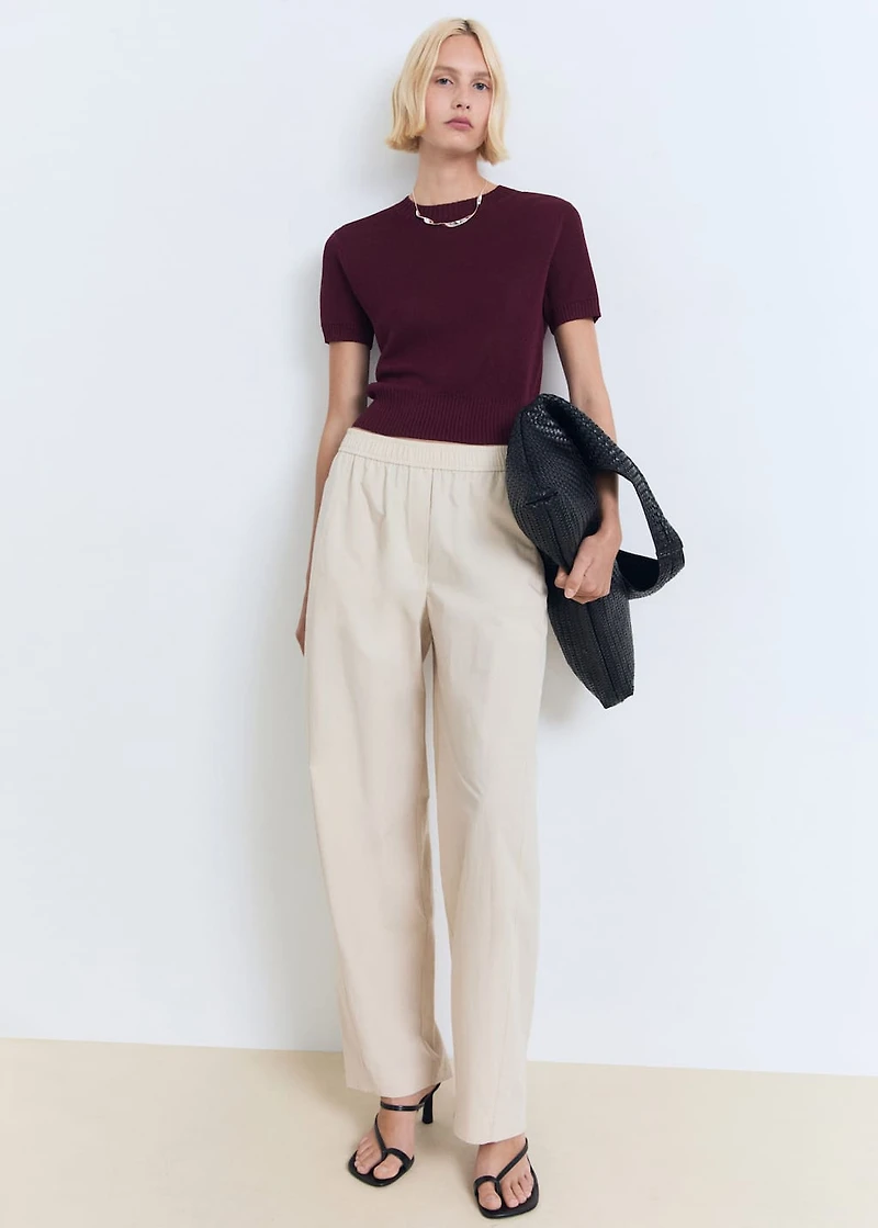 Short-sleeved crop sweater