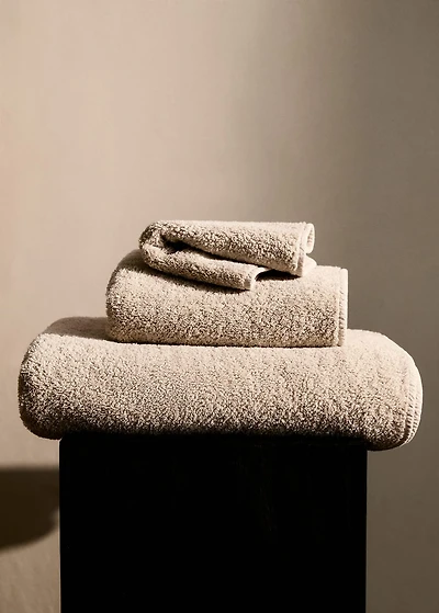 Garment-dyed bath towel