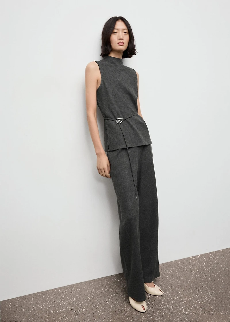 Straight-fit pants with elastic waist