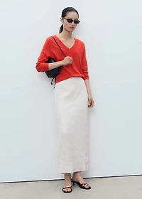 Fine-knit V-neck sweater