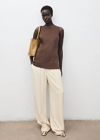 Sleeveless top with stitching detail