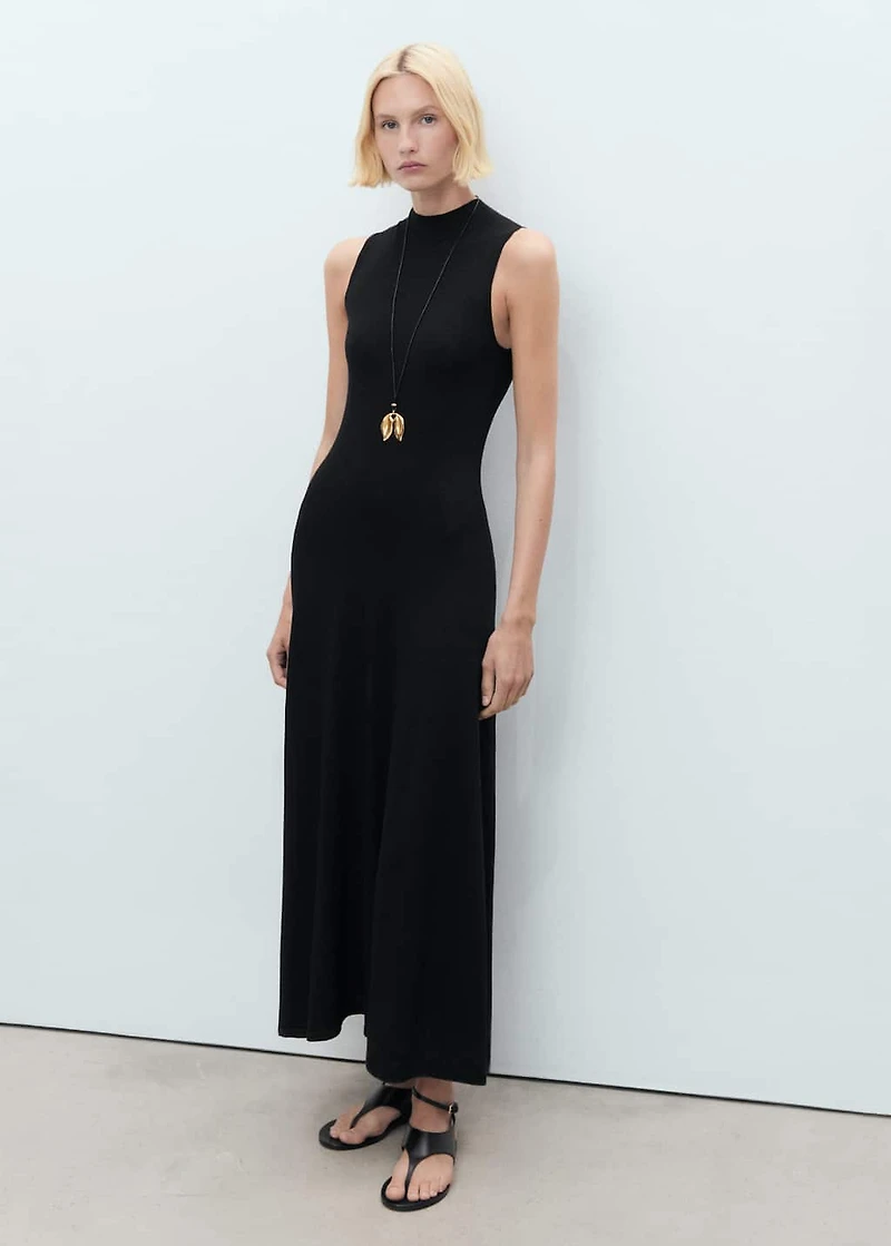 Fine-knit flared dress