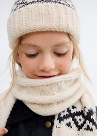 Knit scarf