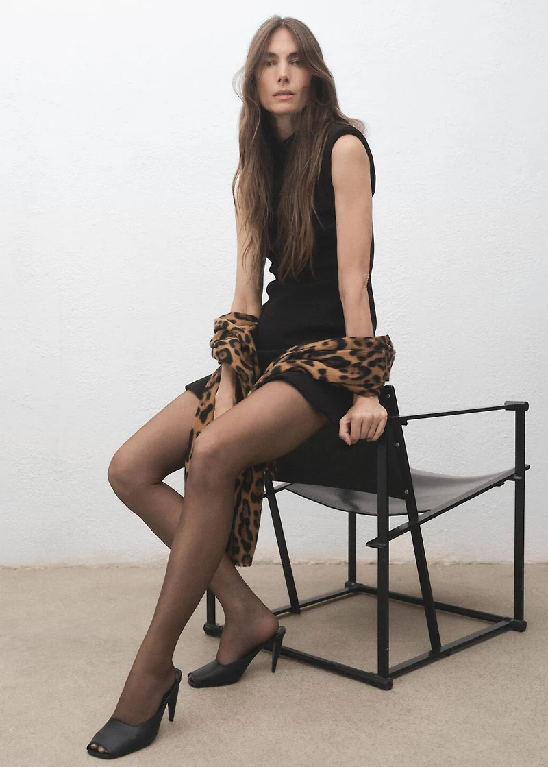 Leopard-print scarf