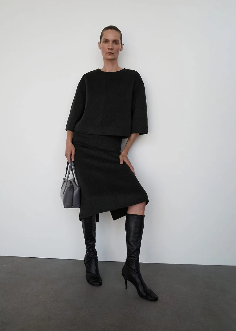 Wool midi-skirt with slit
