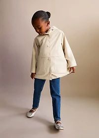 Hooded parka with pocket