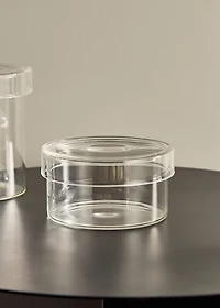 Medium borosilicate bathroom jar with lid