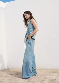 High-waisted wide-leg jeans