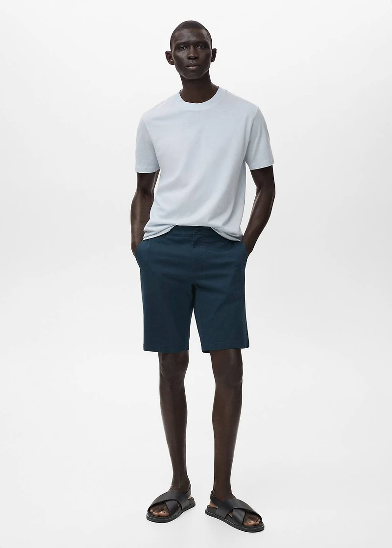 100% cotton slim-fit t-shirt