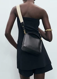 Small bucket bag