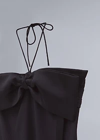 Crossed dress with bow neckline