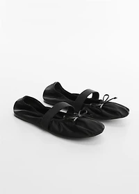 Elastic satin ballet flats