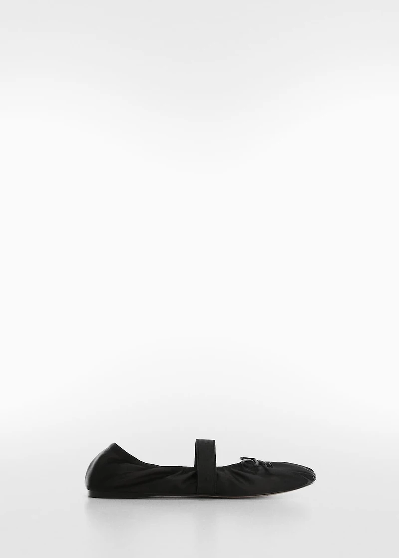 Elastic satin ballet flats