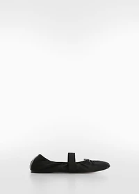 Elastic satin ballet flats