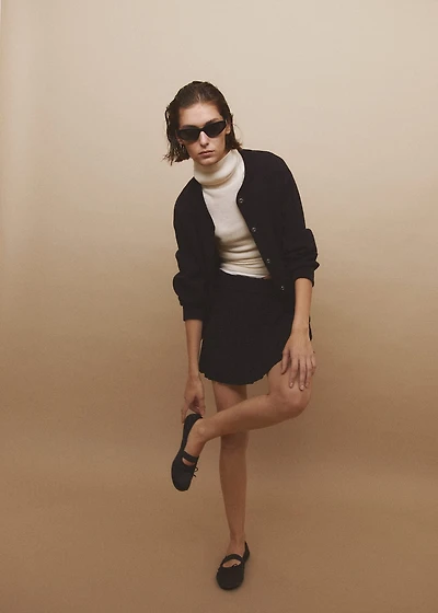 Elastic satin ballet flats