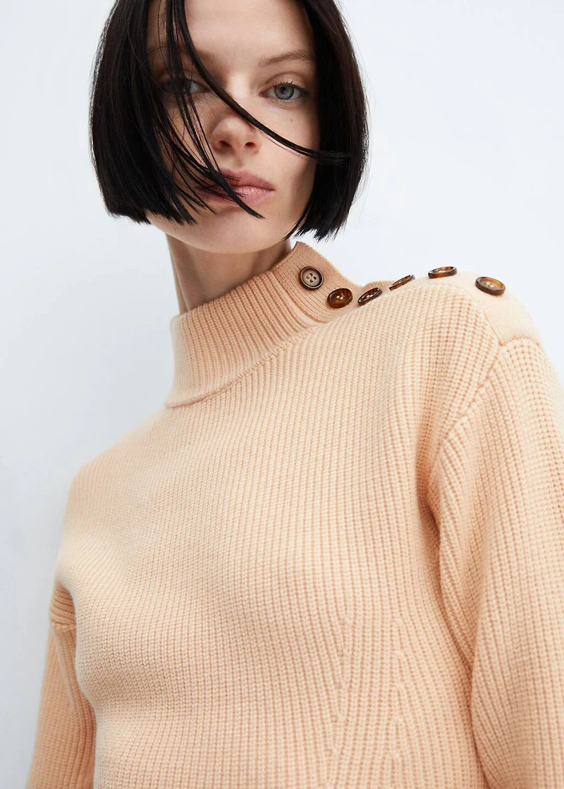 Shouder buttons ribbed sweater
