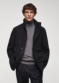 Short wool coat with pockets