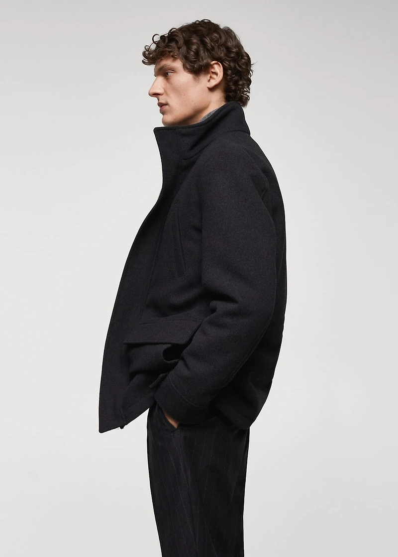 Short wool coat with pockets