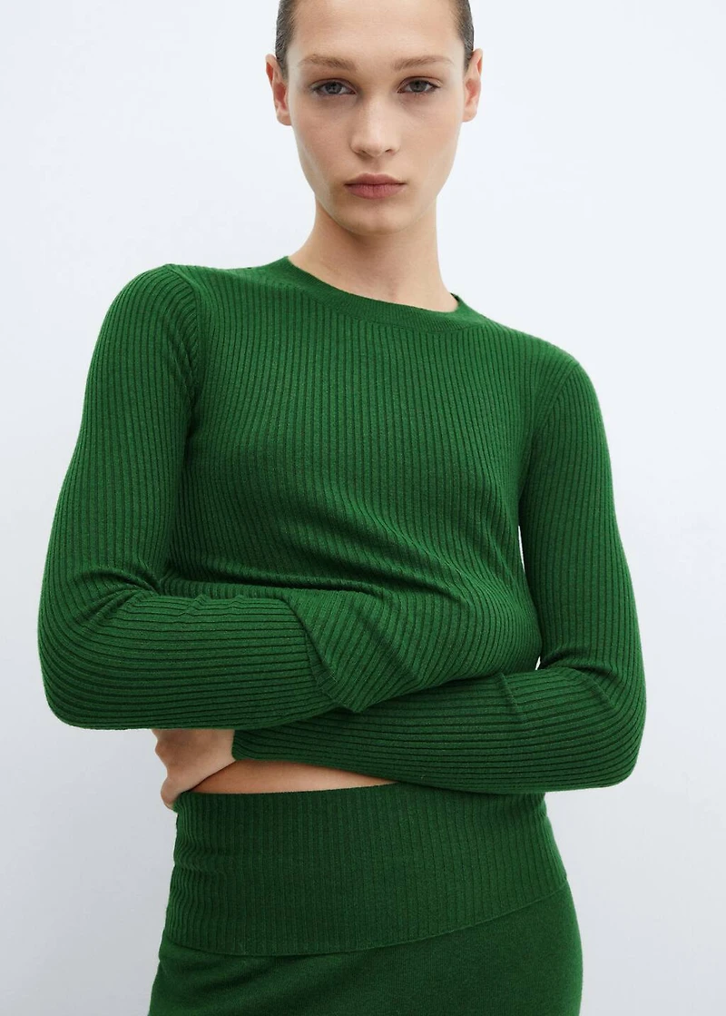 Ribbed round-neck sweater