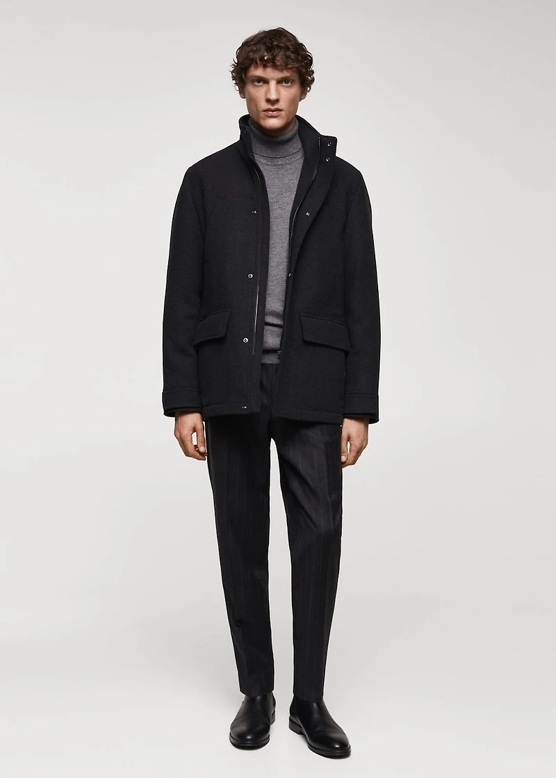 Short wool coat with pockets