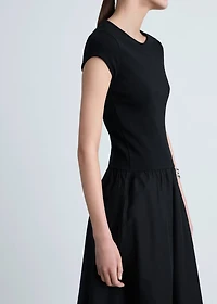 Flared dress combined fabric