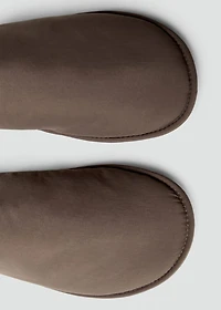 Padded slippers