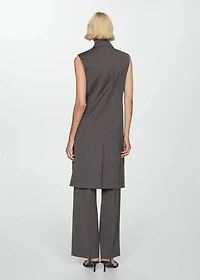 Long buttoned vest