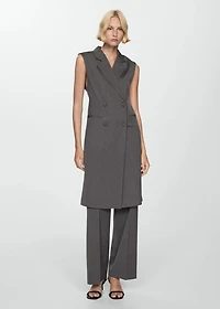 Long buttoned vest