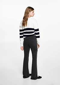 Flared cargo jeans