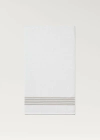 Bath towel with contrasting trim