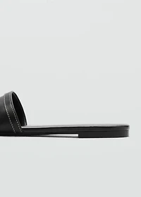 Buckle leather sandals