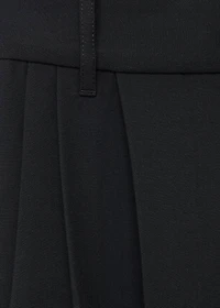 Straight-fit pleated pants