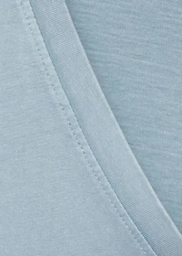 V-neck T-shirt