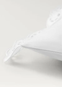 Cotton pillowcase with lace embroidery 118x197 inches