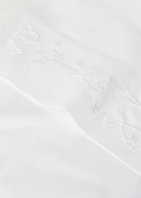 Cotton pillowcase with hand-embroidered flowers 45x110 cm