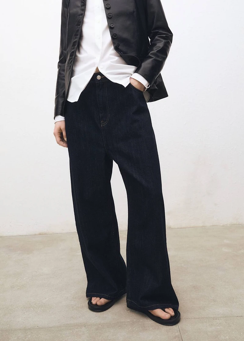 Low-rise wide leg rinse-wash jeans