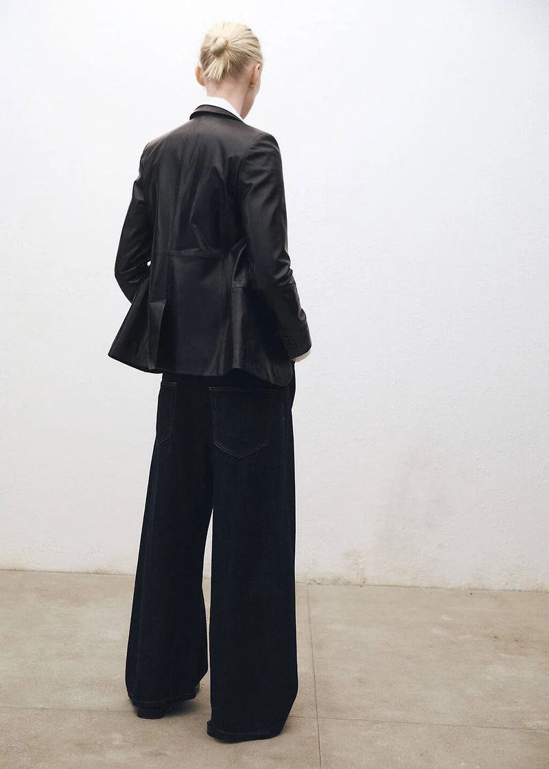 Low-rise wide leg rinse-wash jeans