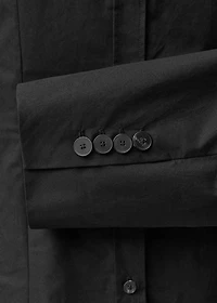 Fitted shirt with cuffless sleeves