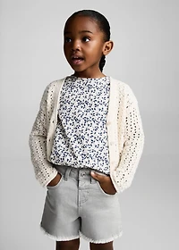 Denim shorts with frayed hem