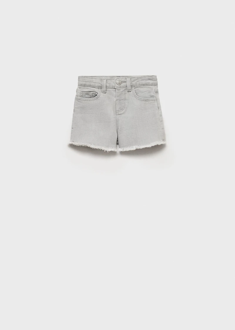 Denim shorts with frayed hem
