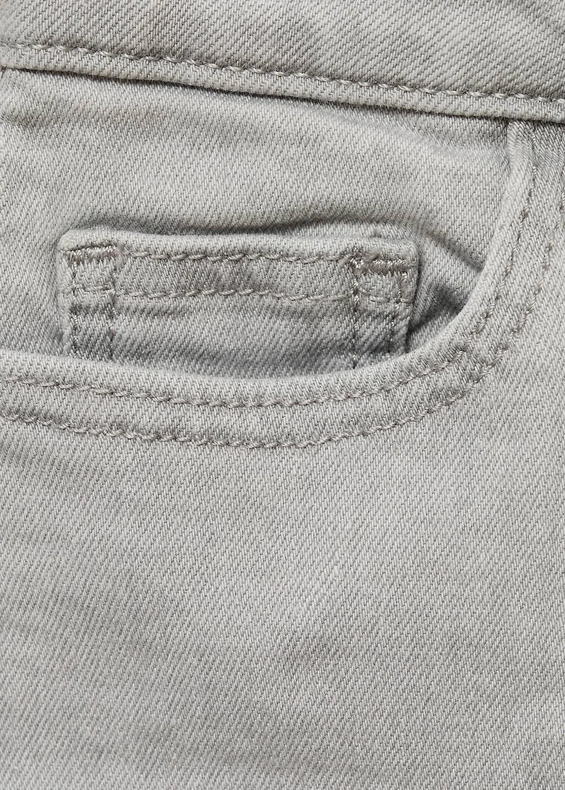 Denim shorts with frayed hem