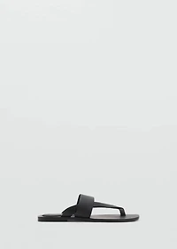 Leather straps sandals