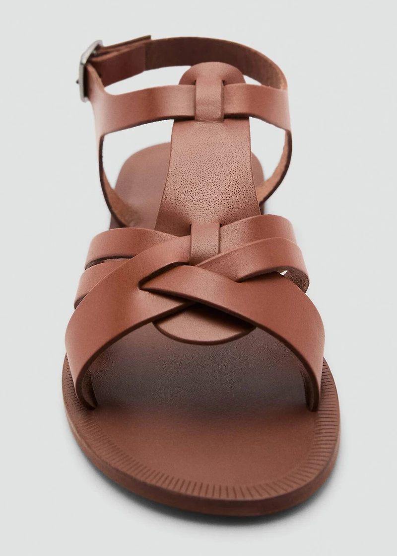 Leather straps sandals