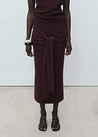 Knitted skirt with knot detail
