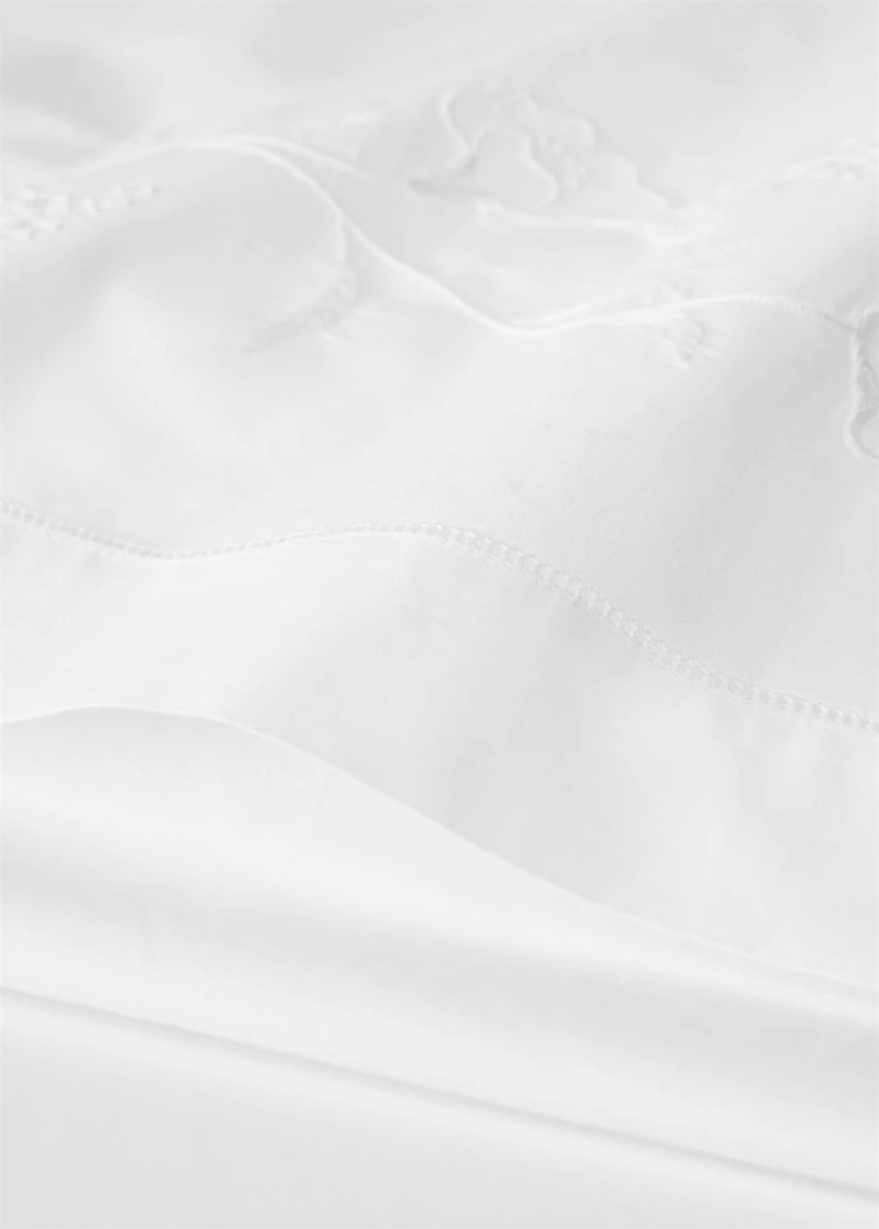 Cotton top sheet with hand-embroidered flower for 135/140 cm bed